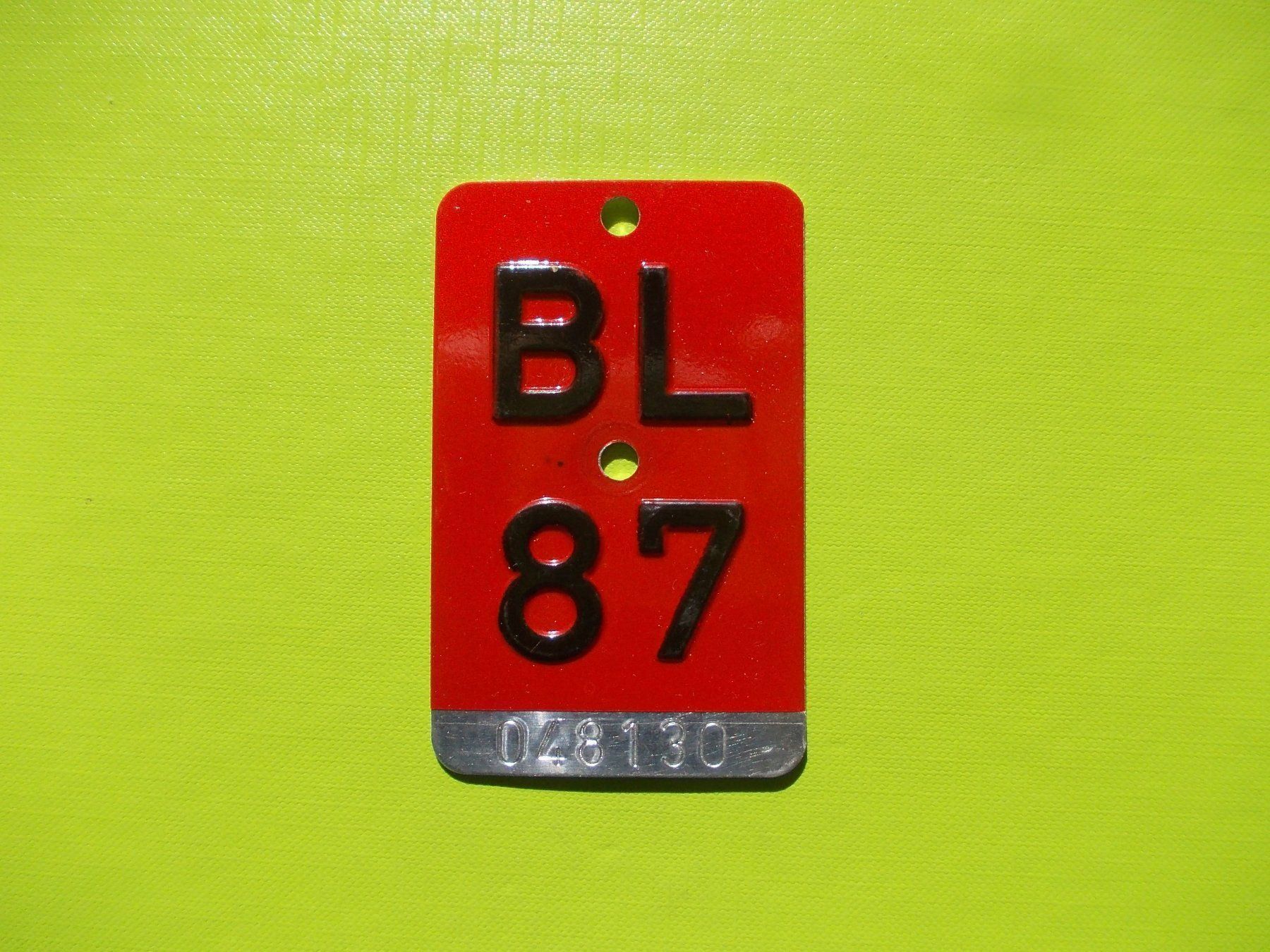 Insegne: Velonummer / Fahrradnummer BL 87 – Usato da Gsteigwiler venduto da HORMIGA21