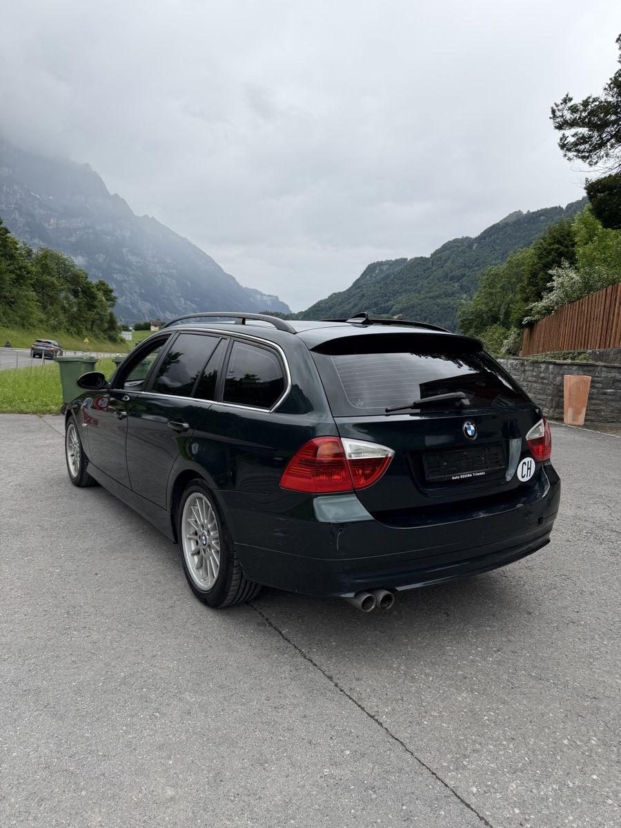 BMW Autos: Bmw 330xd touring – D'occasion à Glarus par M.B.2 4