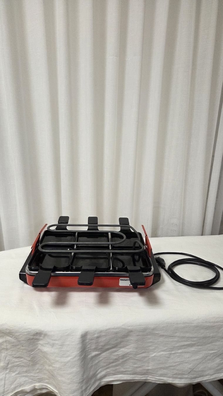 Sigg Elettrodomestici da cucina: Four à raclette sigg  – Usato da Ecublens VD venduto da Moun 1