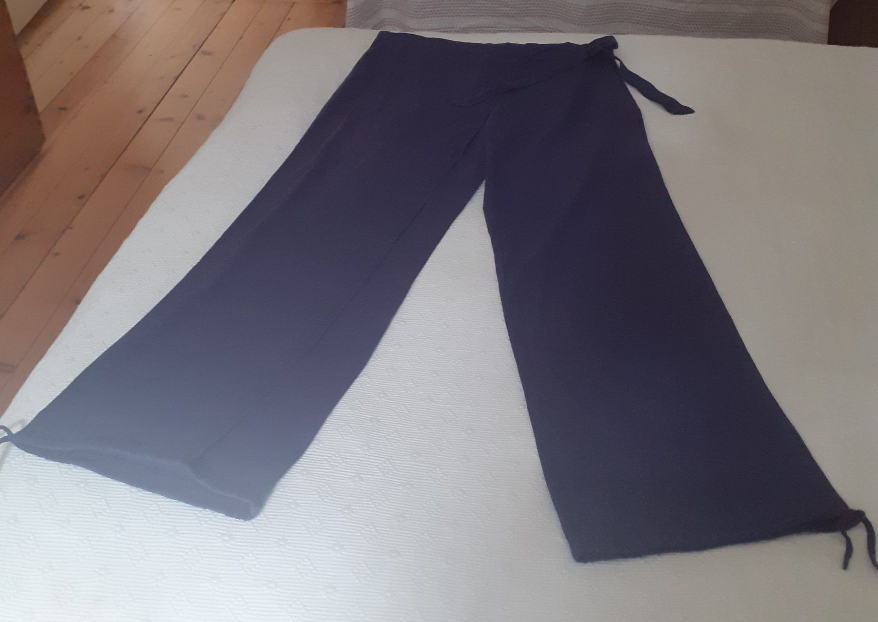 La Redoute Pantaloni: Pantalon d'été ample violet - taille 40 – Nuovo (secondo la descrizione) da Lausanne venduto da nma_b7dk