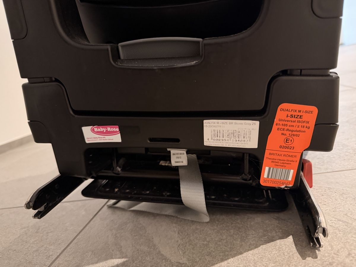 Britax Römer Auto-Kindersitze: Britax Römer DUALFIX M i-SIZE Kindersitz – Gebraucht aus Möriken AG von tau_d26k 2