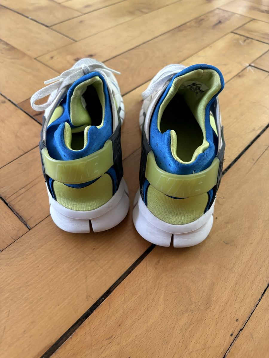 Nike Scarpe da uomo: Nike Huarache Gr. 44 – Usato da Luzern venduto da Mallku 2