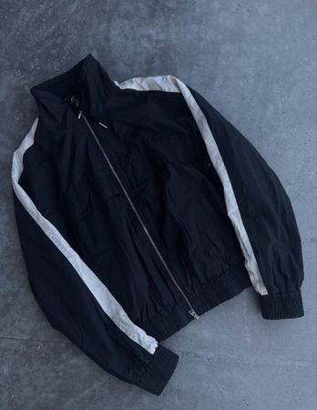 AMI Paris Bomberjacke Schwarz/Weiss – Grösse M-L