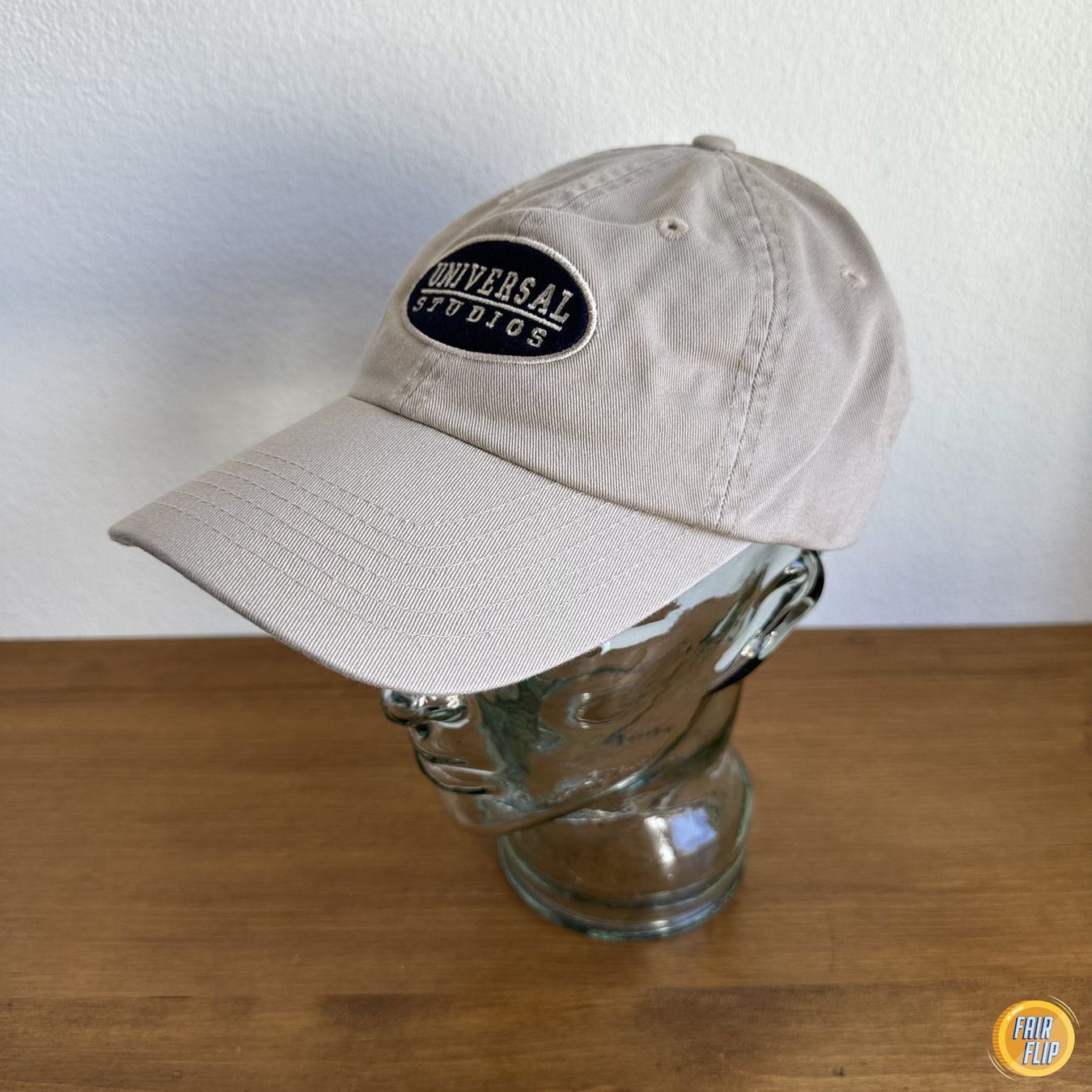 Copricapi, berretti & cappellini: Vintage Universal Studios Cap – Usato da Luzern venduto da fairflip