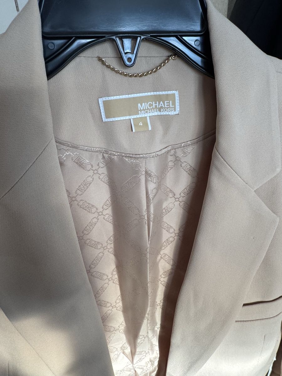 Michael Kors Completi & Tailleur: Eleganter beiger Anzug - Michael Kors US 4 – Nuovo (secondo la descrizione) da Spreitenbach venduto da TheStyleAtelier 1