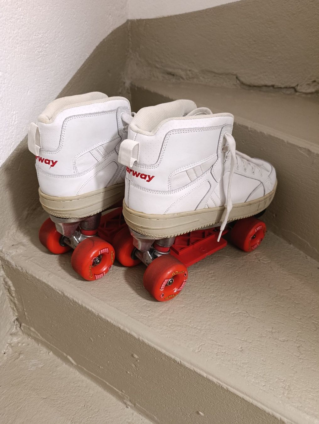 Starway Pattini in linea & Pattini a rotelle: Starway Rollschuhe Grosse 45 Neuwertig – Usato da Ins venduto da variable 1
