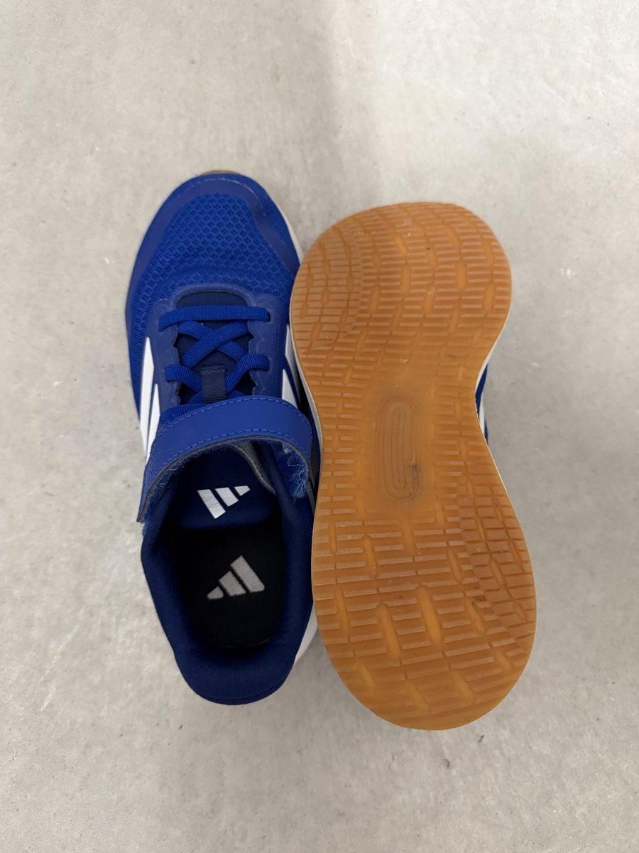 Adidas Scarpe per ragazzi: Adidas Turnschuhe Size 35 – Usato da Uznach venduto da Player6 3