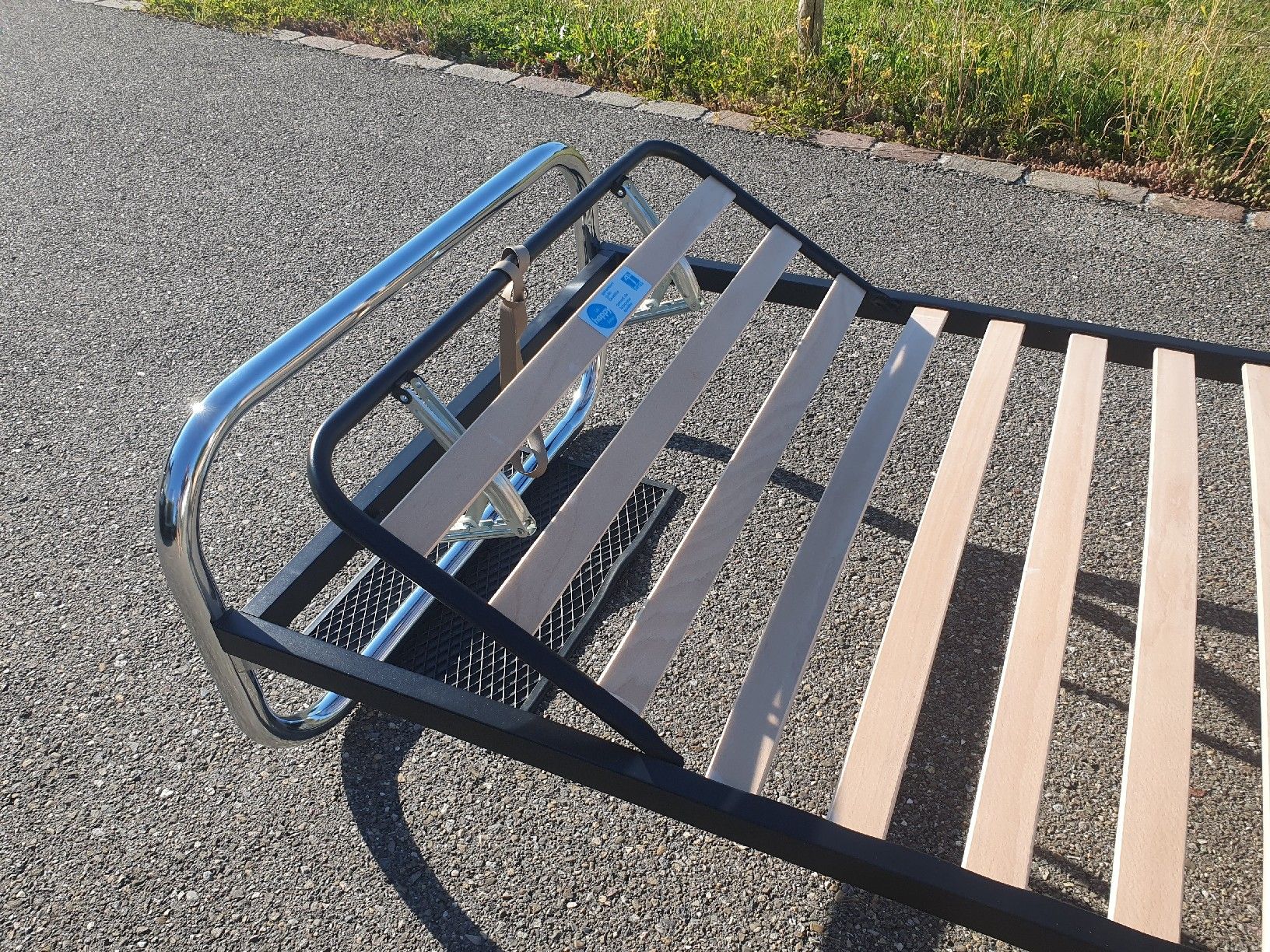 Lits: Bettgestell 200 x 90 – D'occasion à Pfäffikon ZH par Domdalion 2