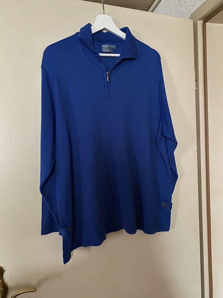 Pulls & Sweat-shirts: Pullover – D'occasion à Gretzenbach par Cantate