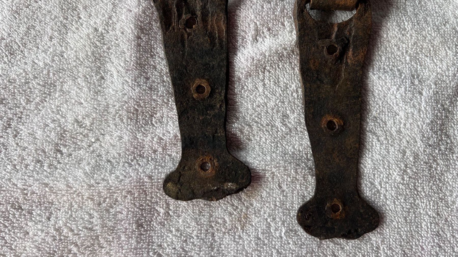 Ferramenta: Antike, dekorative Torbänder, restaurationsbedürftig. – Usato da Schübelbach venduto da Dolly990_2 8