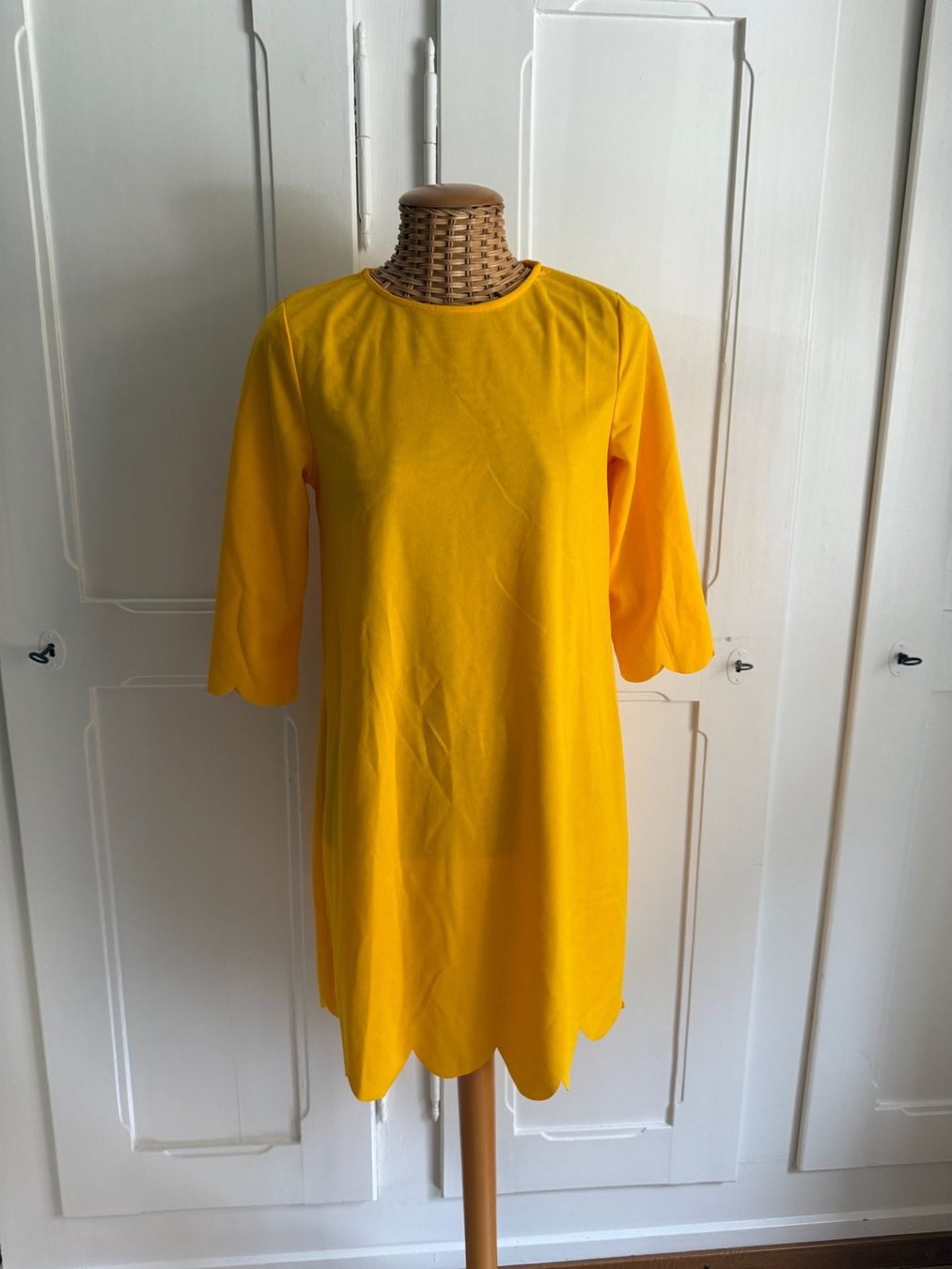 Shein Kleider: Kleid gelb S – Gebraucht aus Zürich von Diazaio