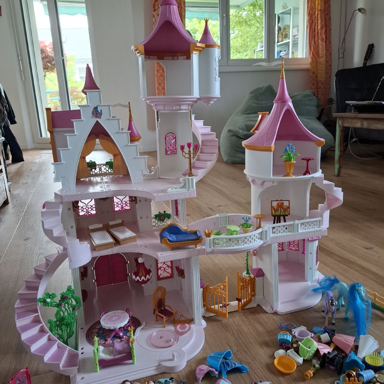 Playmobil Case e mobili per bambole: Playmobil Princess Schloss uvm. – Usato da Bülach venduto da JAYA379 3