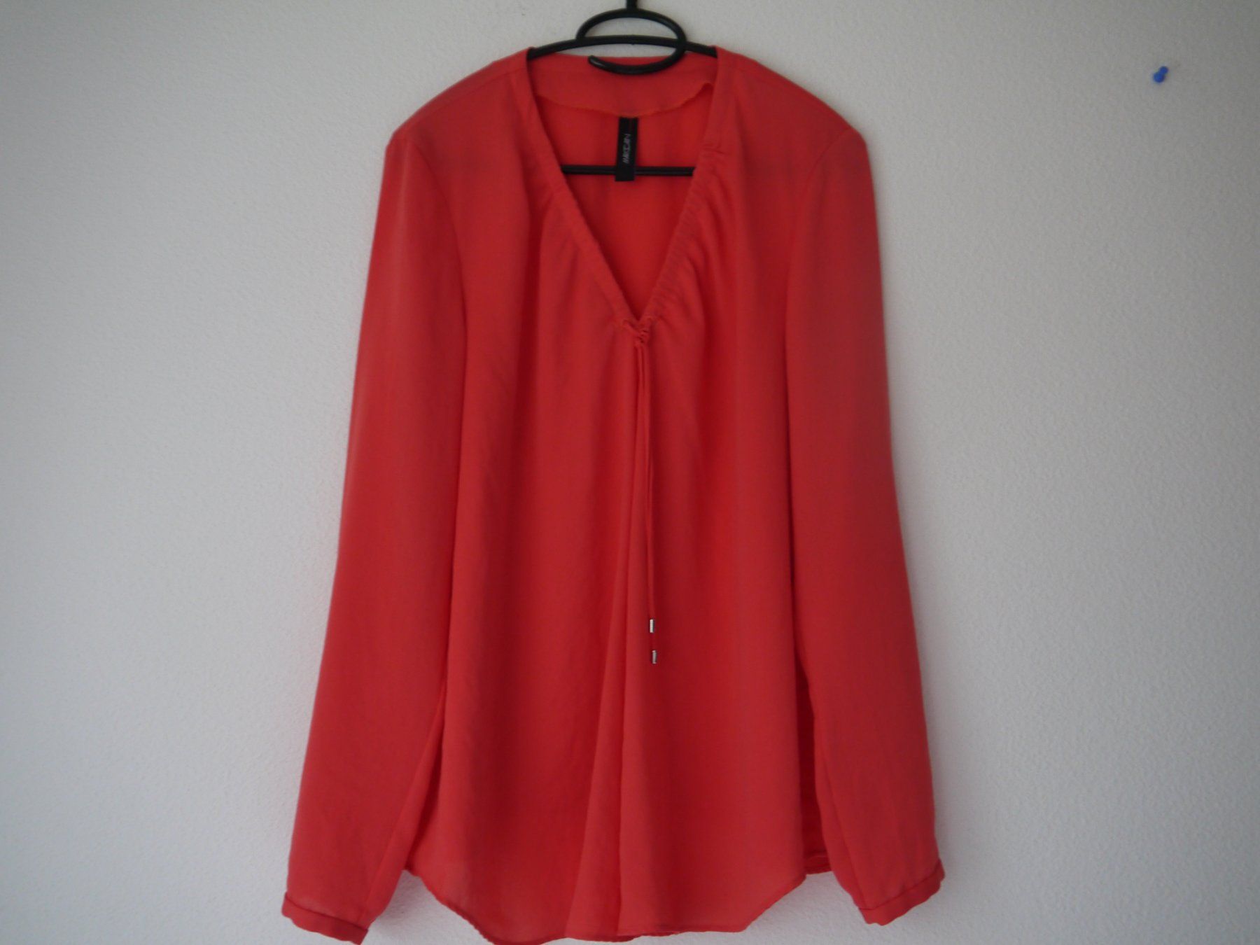 Marc Cain Blusen: Marc Cain Bluse Bügelfrei N4 – Gebraucht aus Hagendorn von Blaf