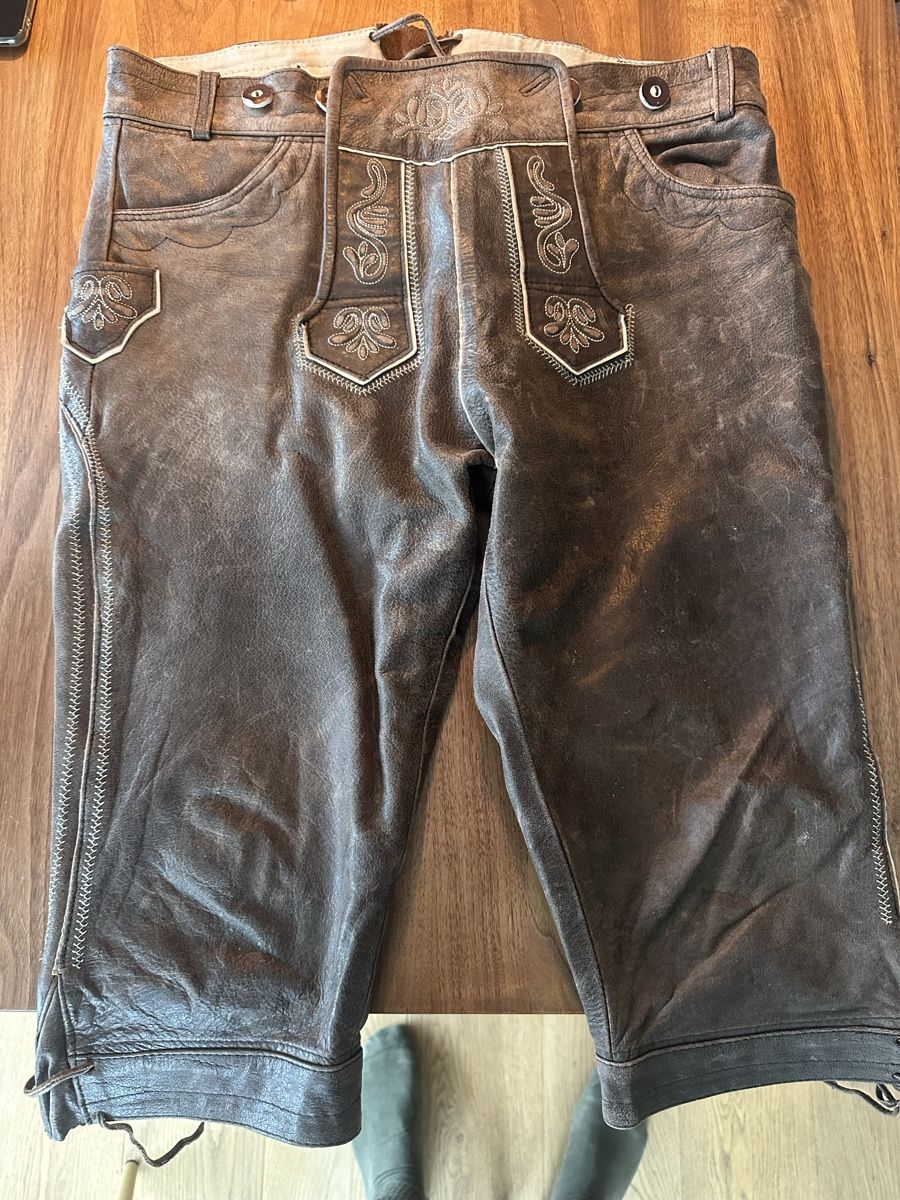Pantaloni: Lederhose – Usato da Weissbad venduto da KarinG73
