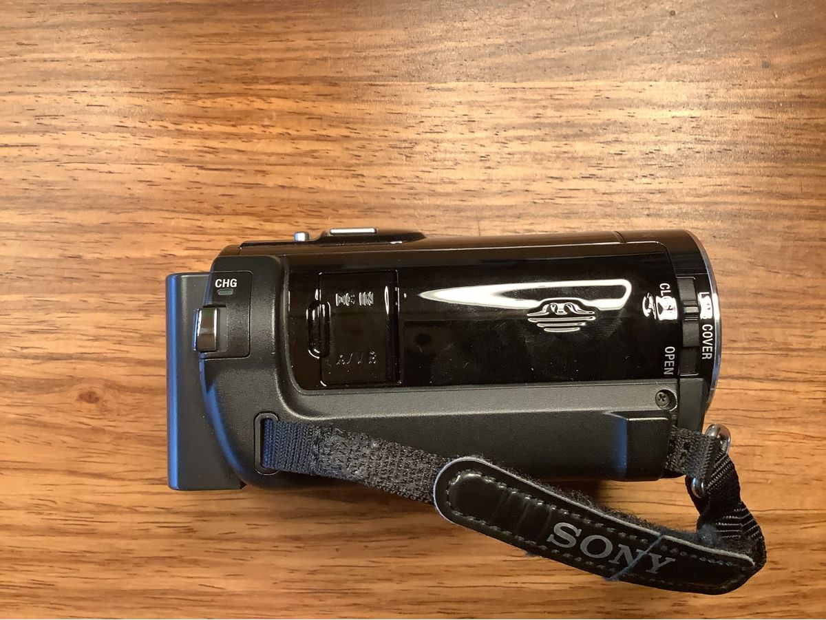Sony Videocamere: Sony Handycam HD HDR-CX115 – Usato da Stäfa venduto da SilverLakes 2