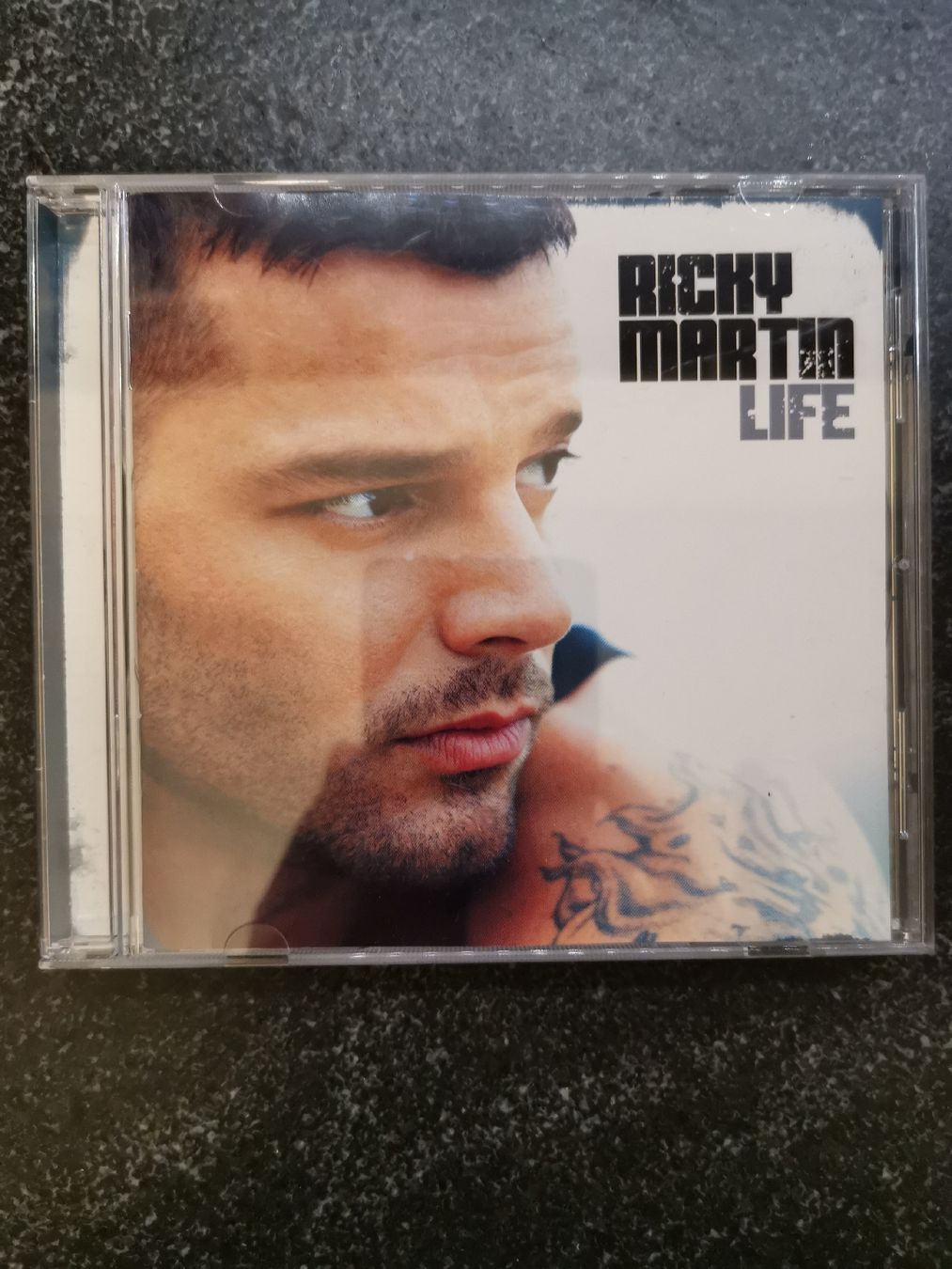 CD: RICKY MARTIN LIFE – Nuovo (secondo la descrizione) da Genève venduto da abba74