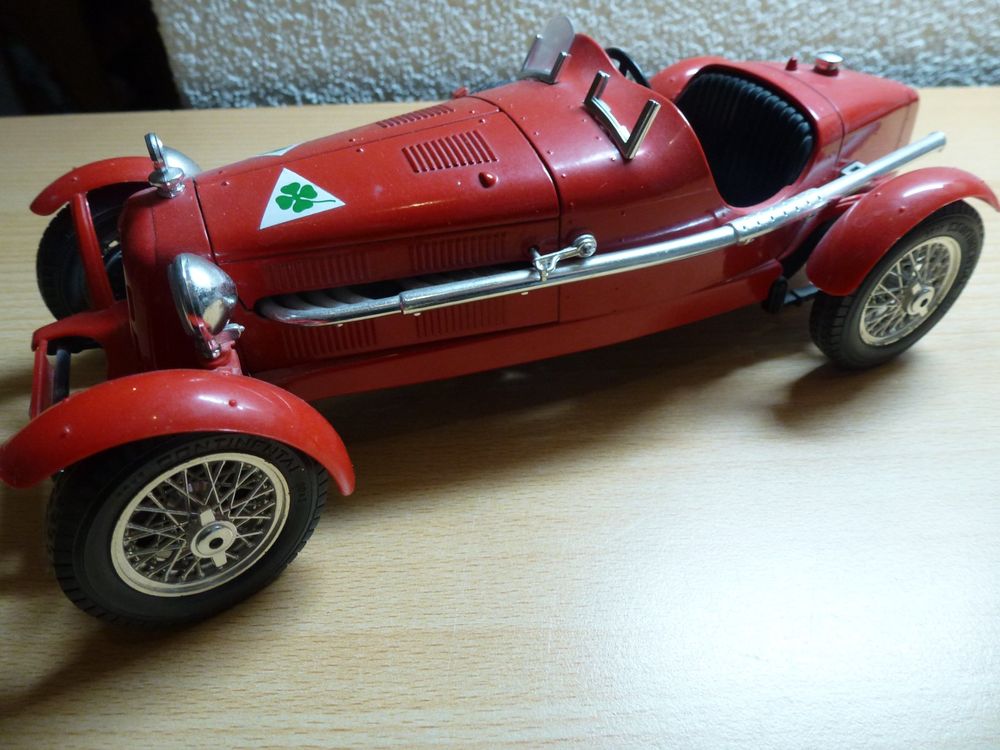 Volant Miniature 1/18 Pour Alfa Romeo 2300 Monza 1934 (Burago) - Rouge, Occasion