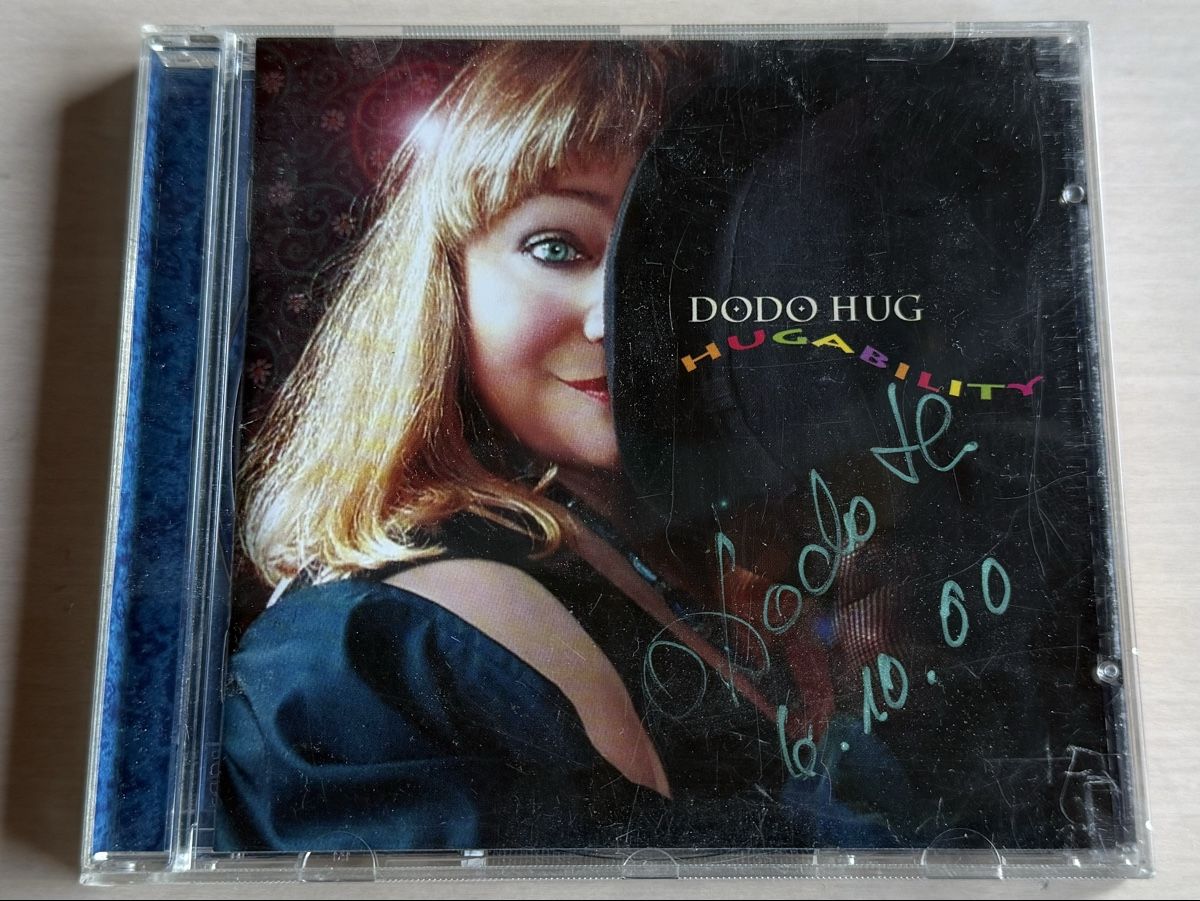 CD: Dodo Hug Hugability CD mit org. Unterschrift – Usato da Oberried Brienz venduto da Chyara