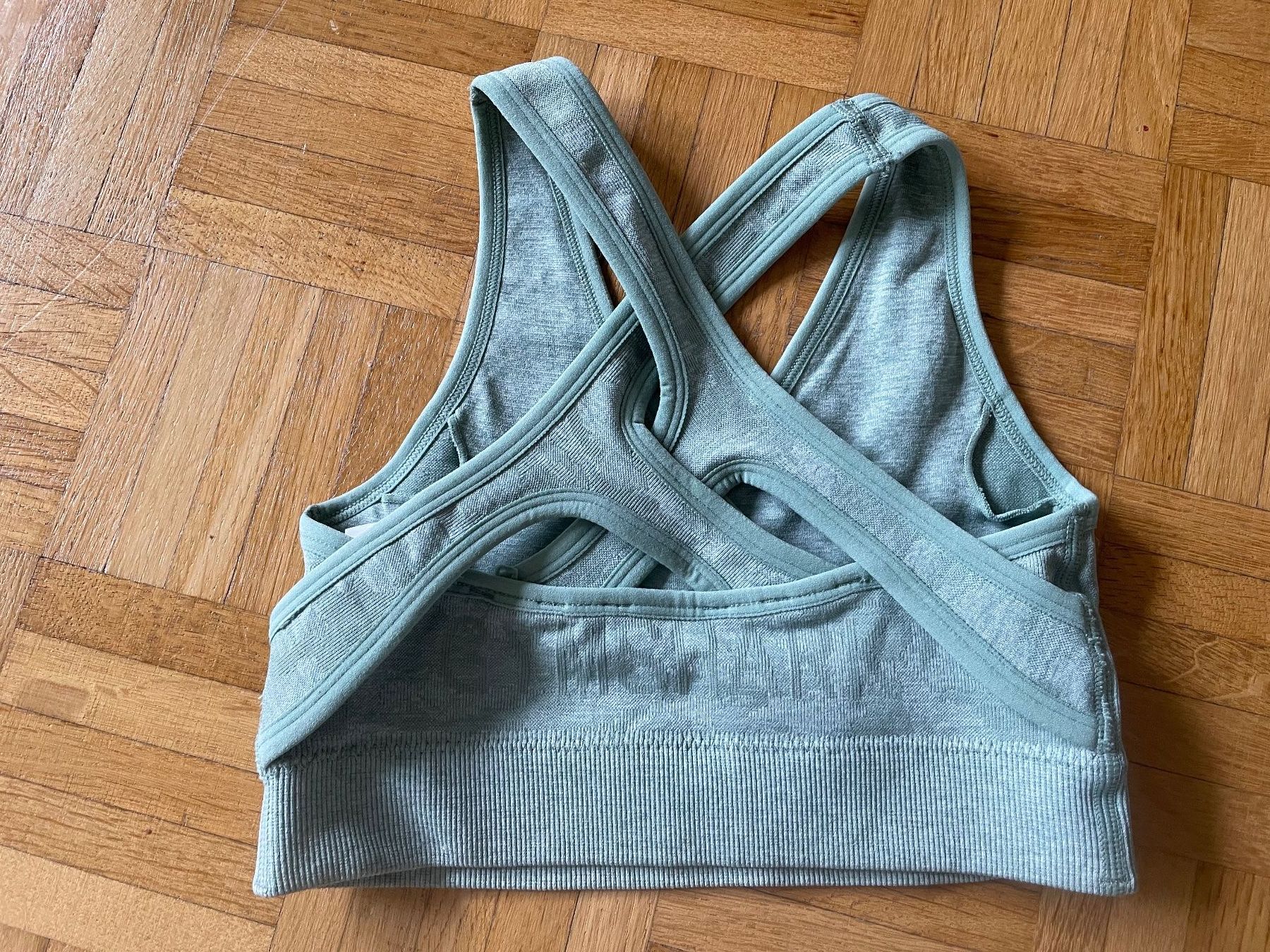 Lotti di vestiti: Gymshark Camo Seamless Set – Nuovo (secondo la descrizione) da Zürich venduto da N.Tisch 5