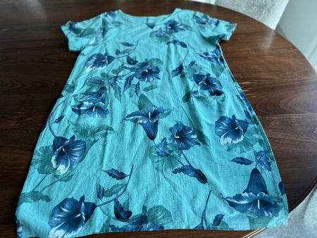 Sommerliches Blumenkleid, türkis-blau, Gr. XL