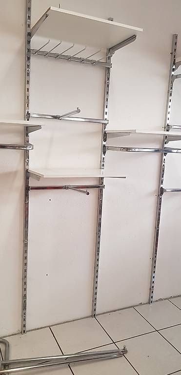 Sonstiges für Firmenanlässe & Parties: Professionelles Ladenbausystem  neuwertig – Gebraucht aus Zürich von iriada 3
