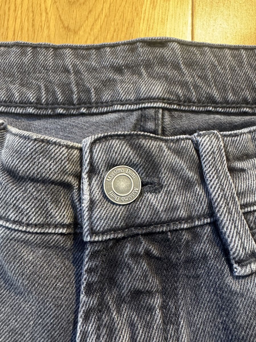 Massimo Dutti Jeans: Massimo Dutti Jeans 38 – Nuovo (secondo la descrizione) da Clarens venduto da Ian_calvin 3