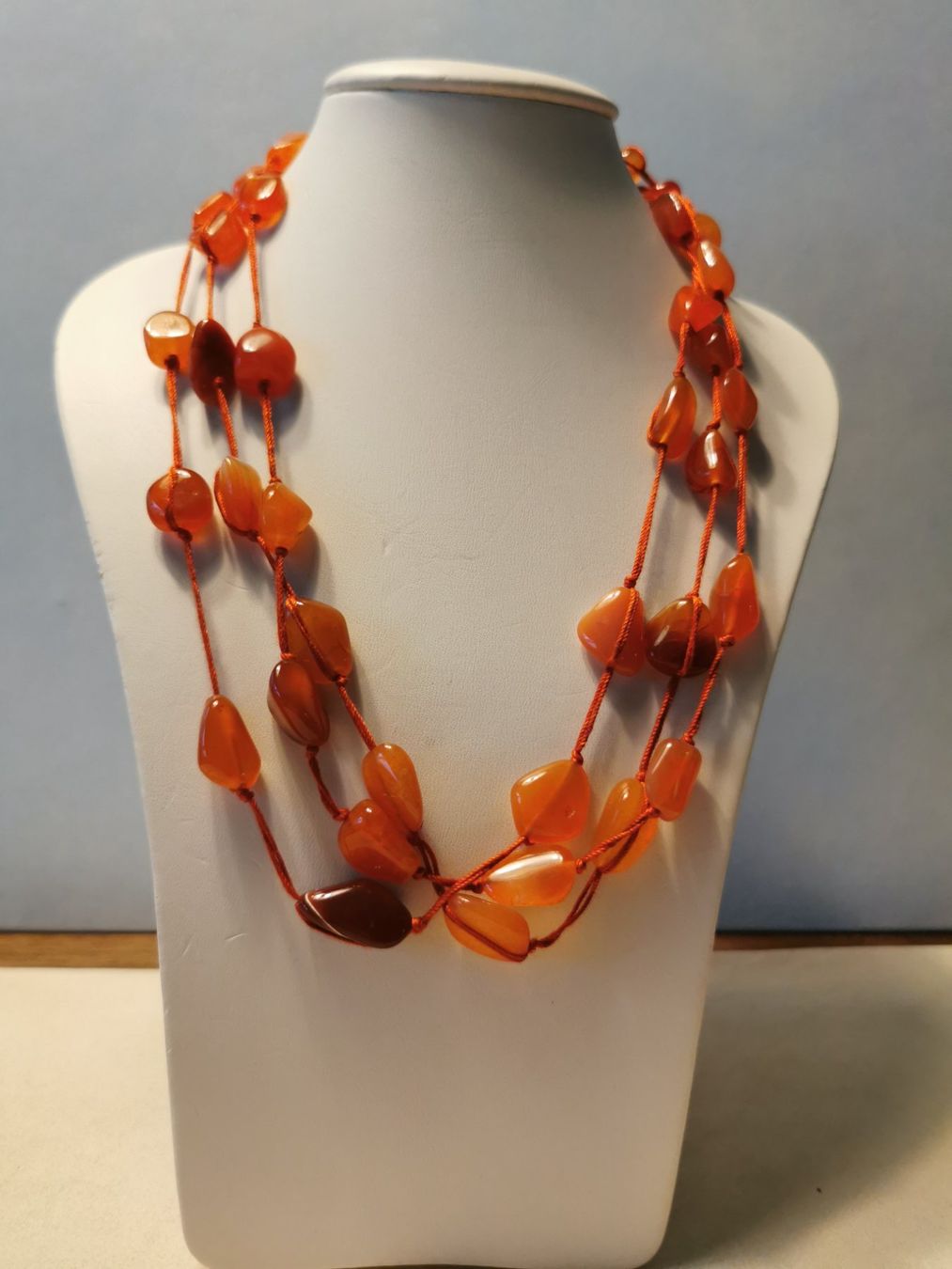 Catenine: NEU - handgefertigte 3-rang Karneol Kette, 50cm – Nuovo e nell'imballaggio originale da Dierikon venduto da Buntspecht-10 3