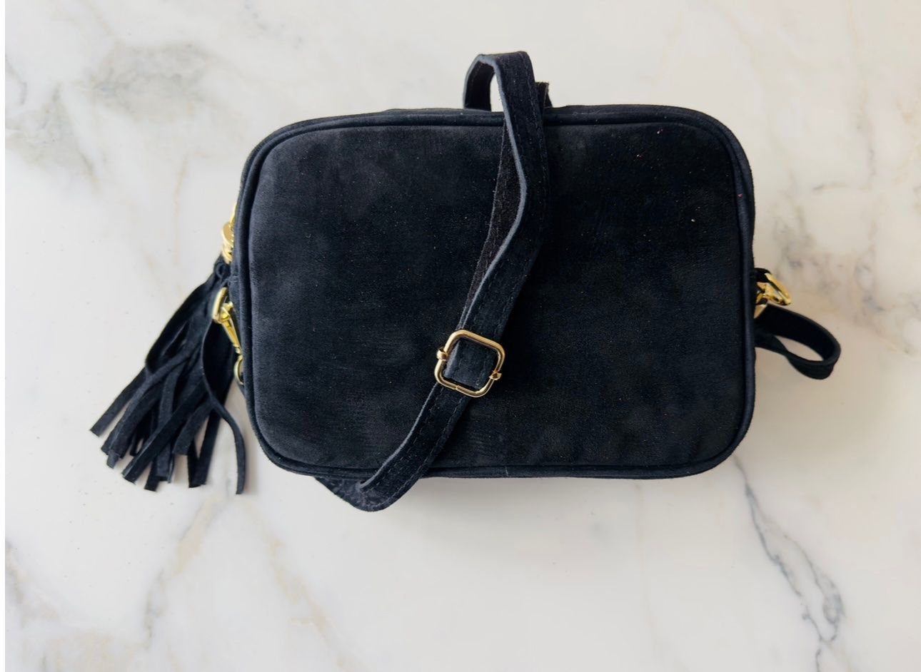 Taschen für Damen: Crossbody Wild „schwarz“ – Neu und originalverpackt aus Bülach von DuffyFashionAvenue