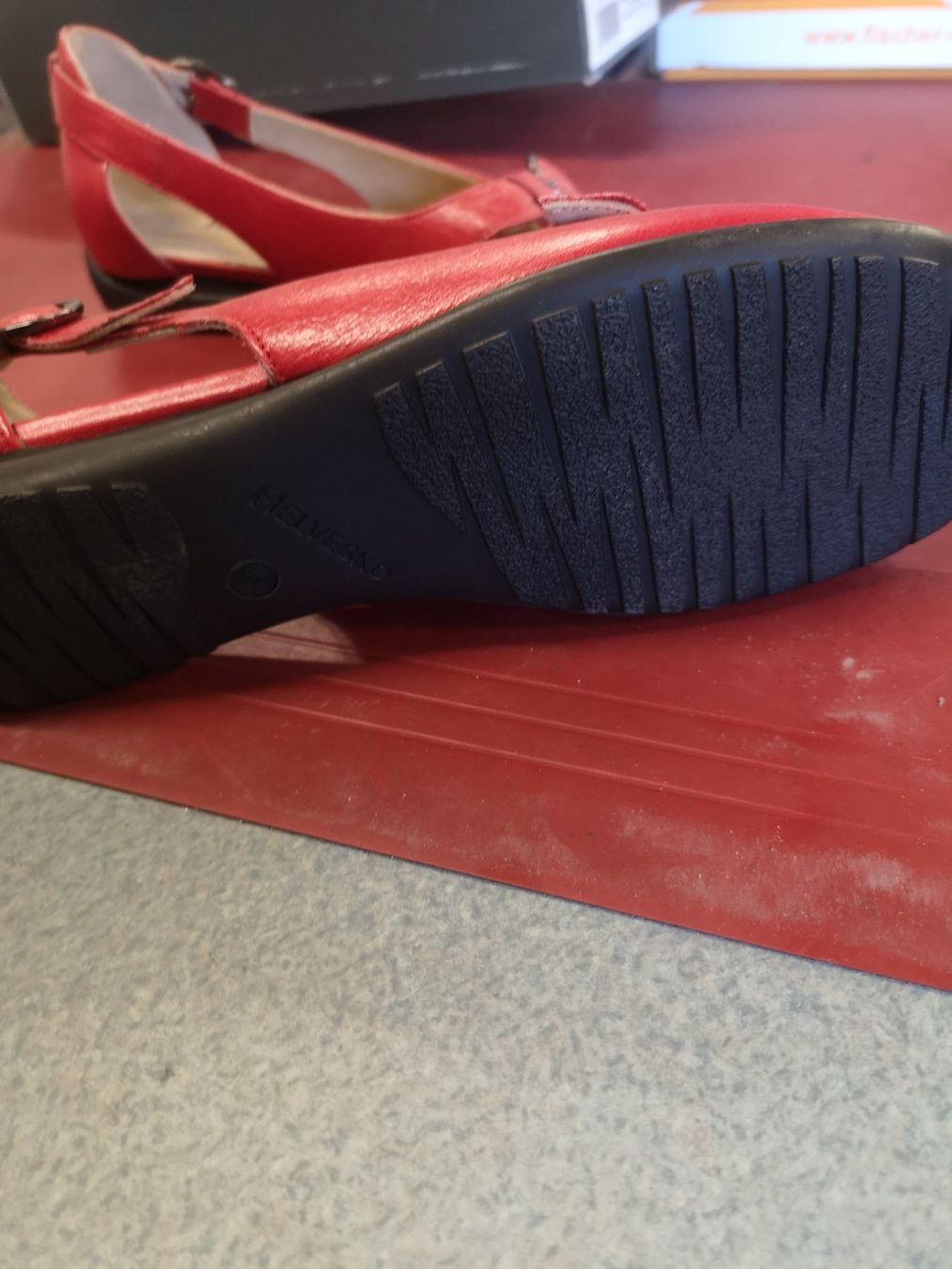 Helvesko Damenschuhe: Helvesko – Neu und originalverpackt aus Möhlin von Highwaytom 2