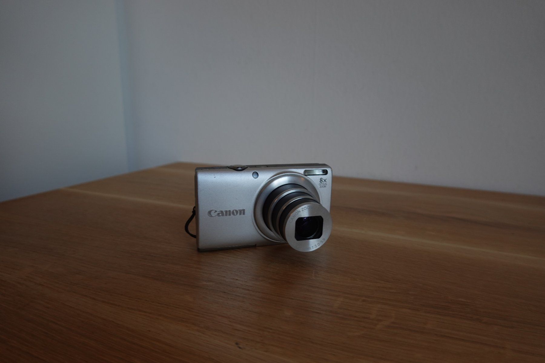Canon Fotocamera: Canon A4000 IS - Grau – Difettoso da Fribourg venduto da mar_9vlt