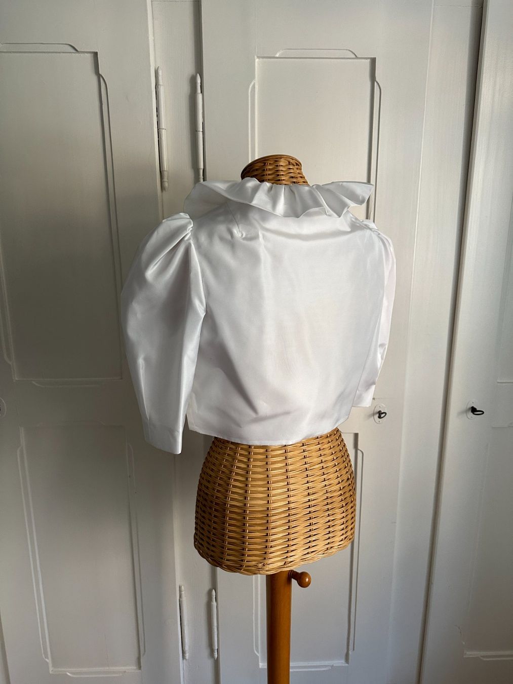 Boleros: Empire Bolero Jäckchen weiss - XS – Gebraucht aus Zürich von Diazaio 2