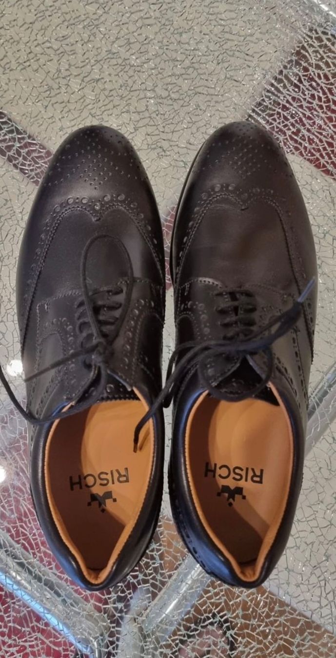 Scarpe da uomo: Risch Schuh Derby Eugenio in Nero Gr.6 / Gr. 40 – Usato da Chur venduto da spicebone 2