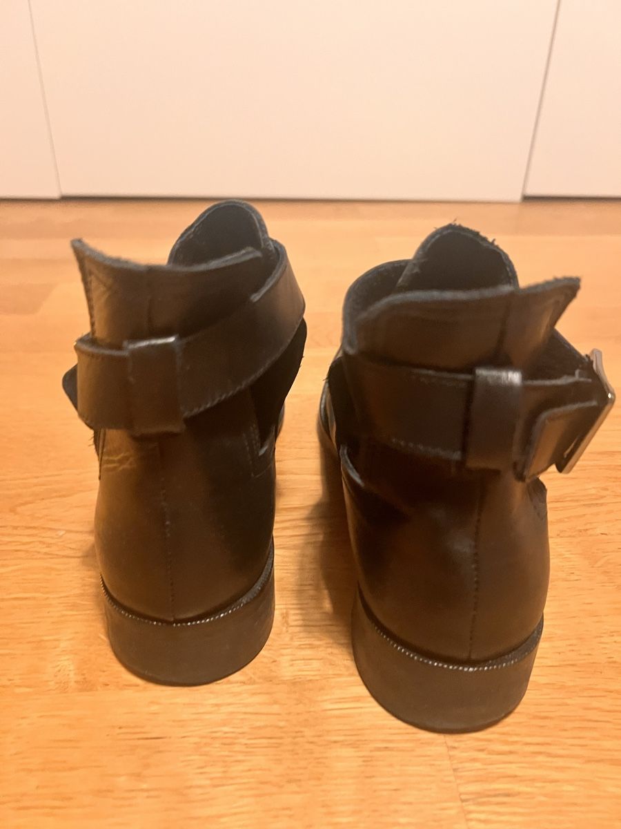 Scarpe da donna: Schwarze Leder Ankle Boots Gr. 38 – Usato da Zürich venduto da Dory84 3