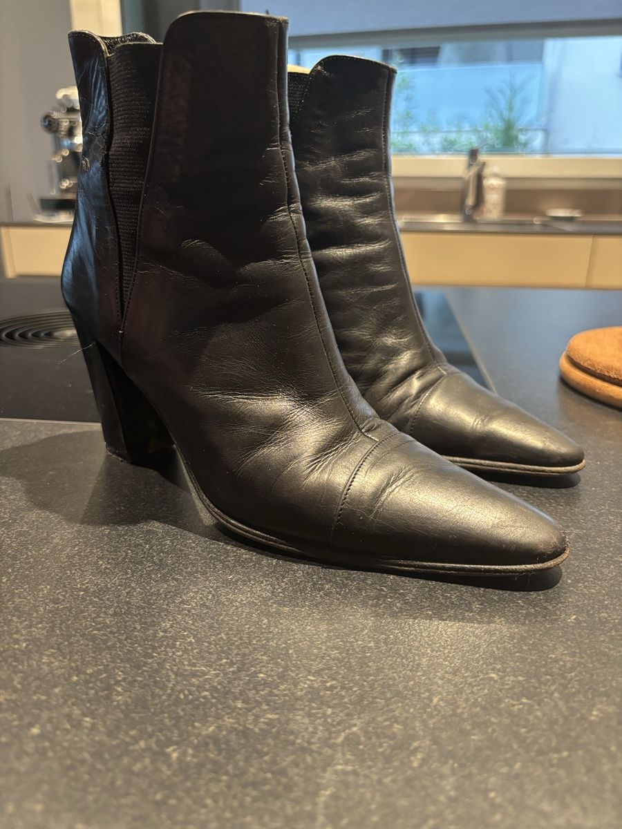 Jimmy Choo Damenschuhe: Jimmy Choo 37 – Gebraucht aus Buchrain von Mr.Kim