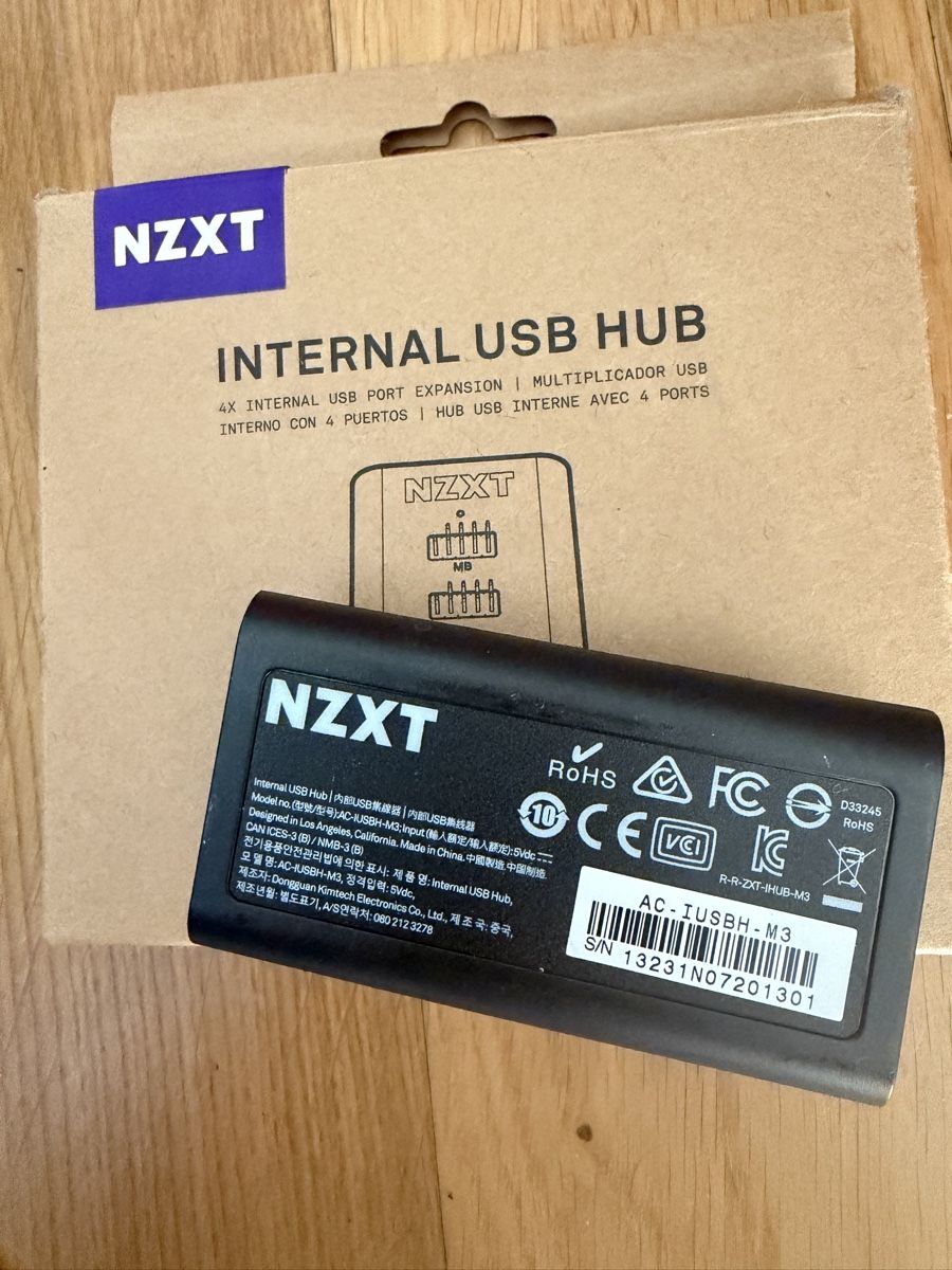 NZXT Hub & Switch: NZXT Internal USB Hub – Usato da Basel venduto da ale_mn2l 3
