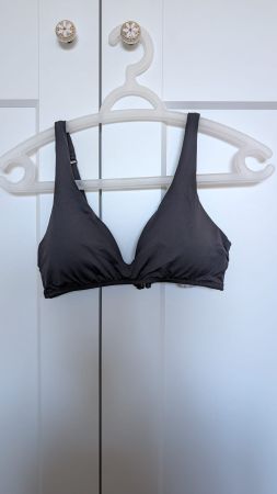 OYSHO Bikini Oberteil in schwarz - Grösse S