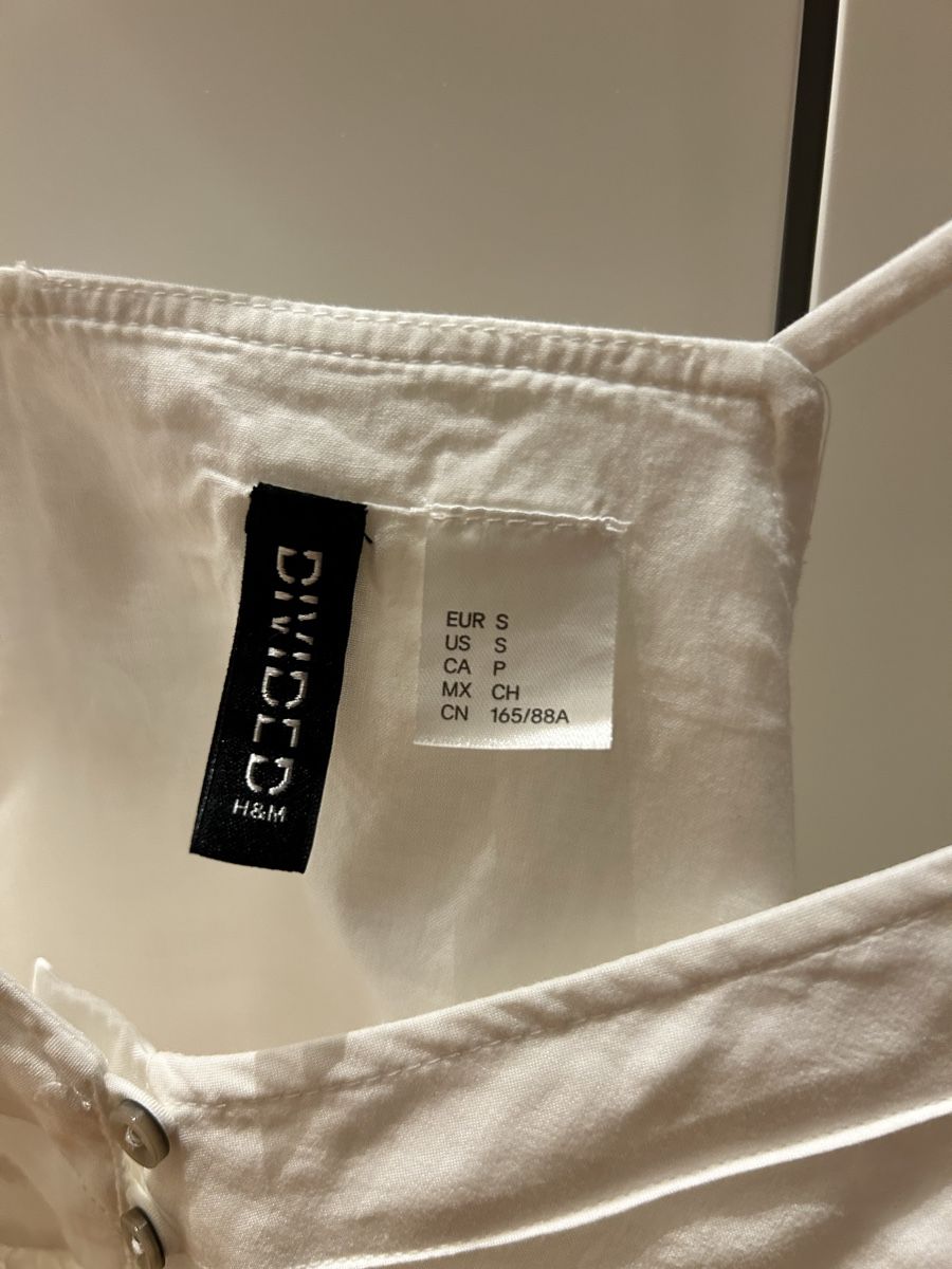 H&M Tops: Weisses Top von H&M – Neu (gemäss Beschreibung) aus Basel von ala_7nd2 2