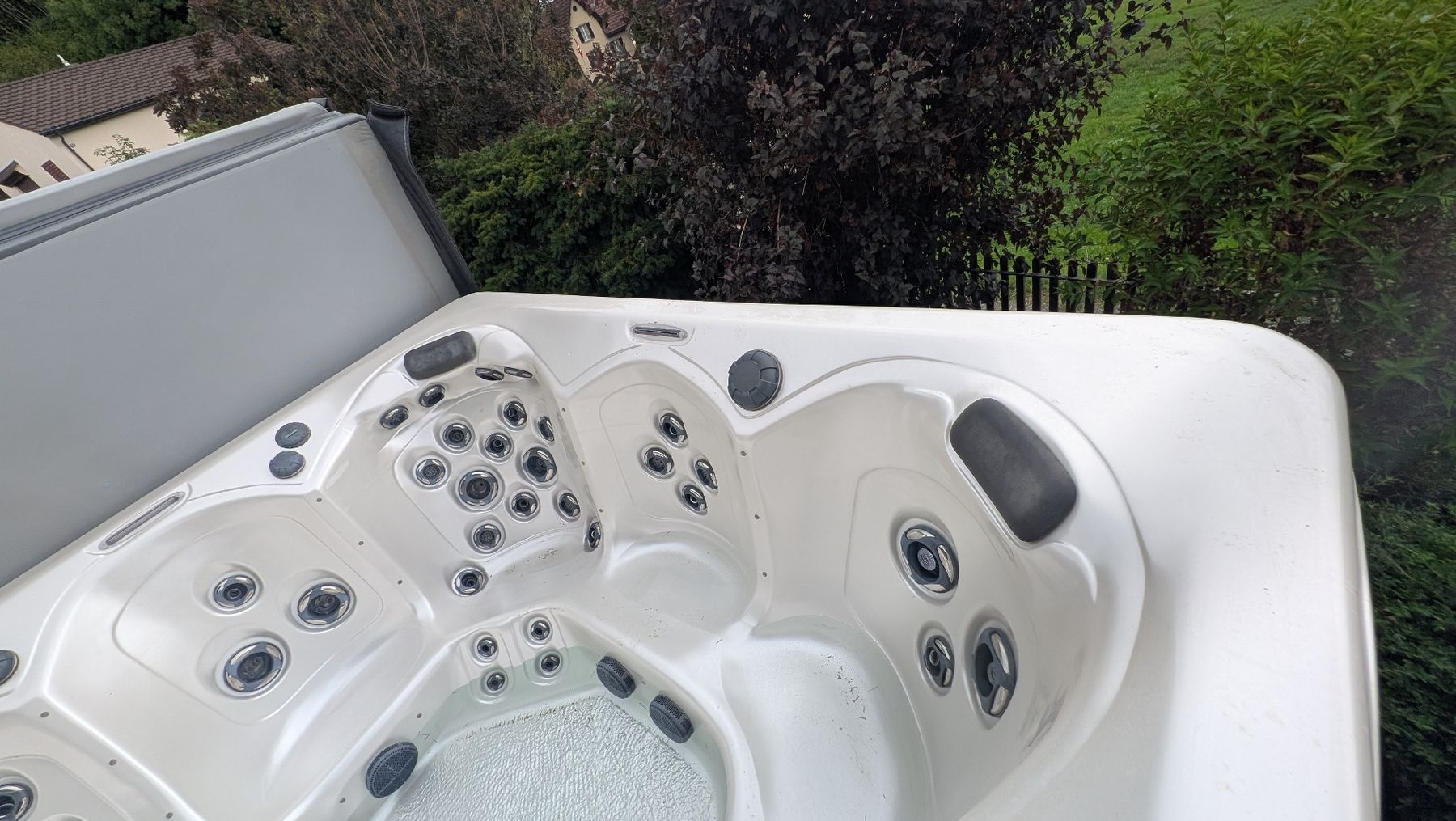 Whirlpool: Whirlpool Master Spas Twilight Series mit Abdeckung – Difettoso da Uster venduto da mic_7nmv 5