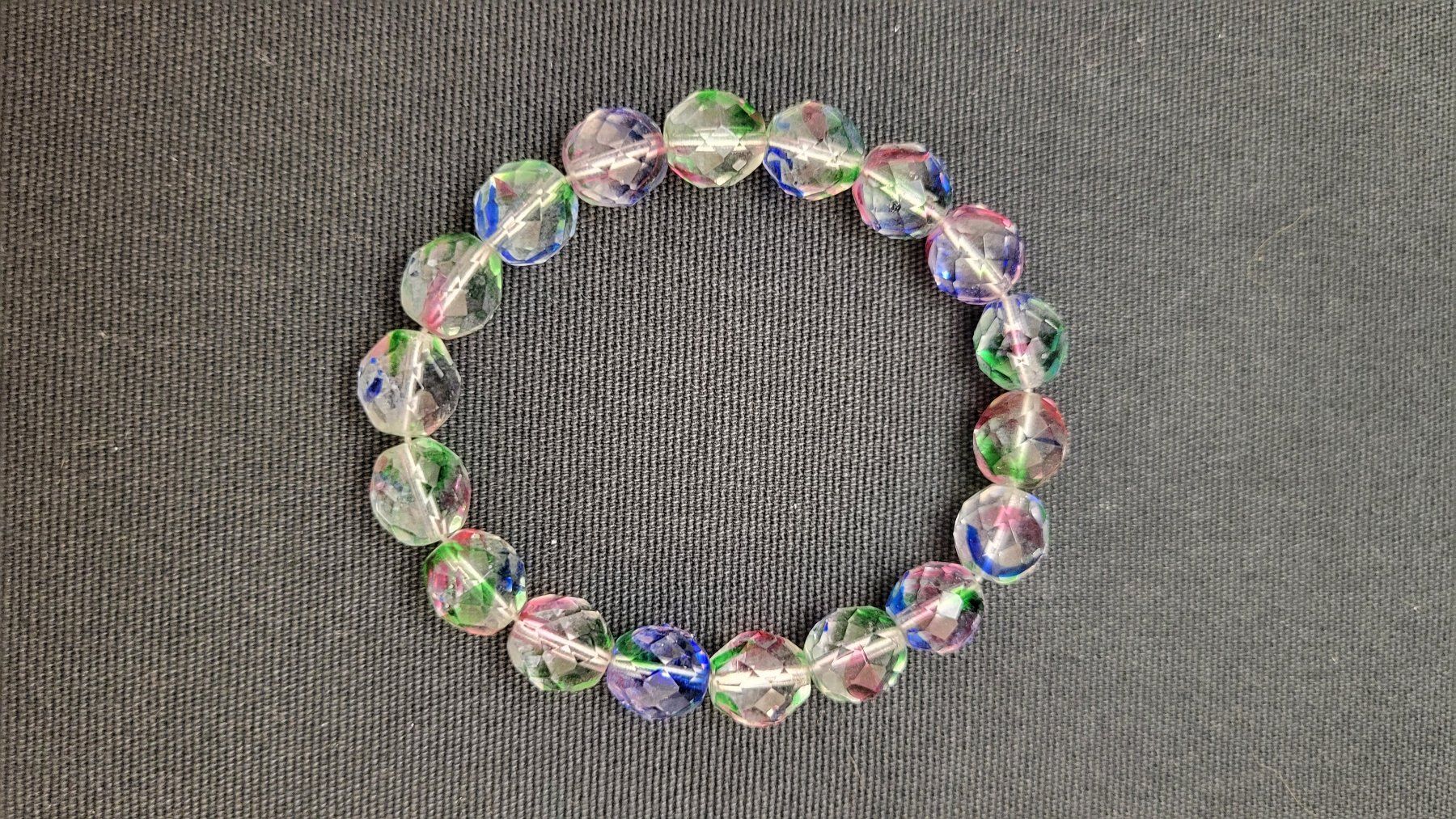 Armbänder & -reifen: Armband RHEINKIESEL – Gebraucht aus Basel von spinne02