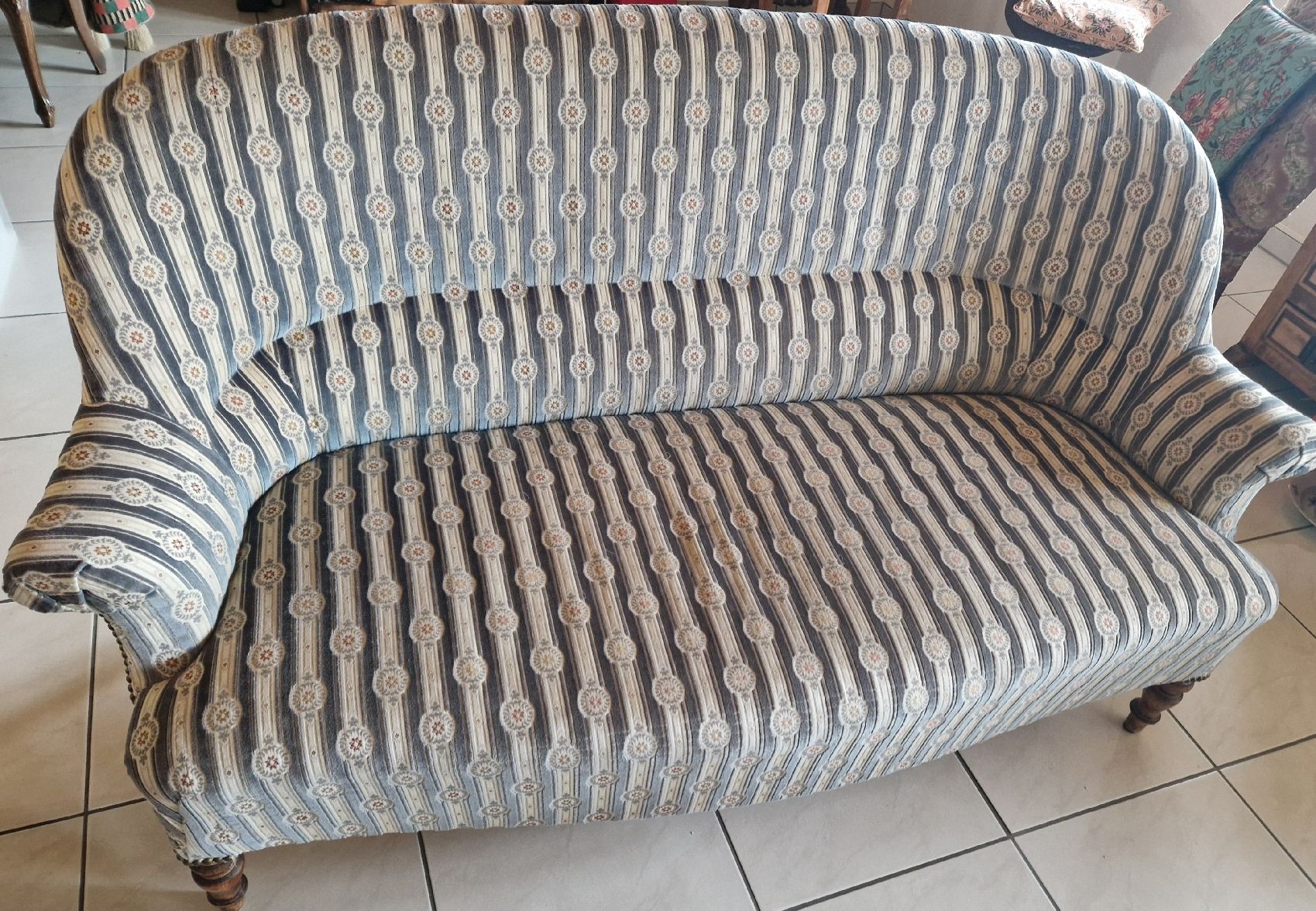 Divani: Sofa – Usato da Winznau venduto da kulturplatz