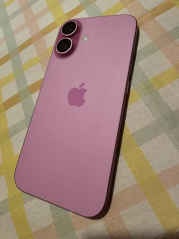 Apple Telefoni cellulari / Smartphones: Apple iPhone 16 Pink – Usato da Fällanden venduto da Fairamay 3