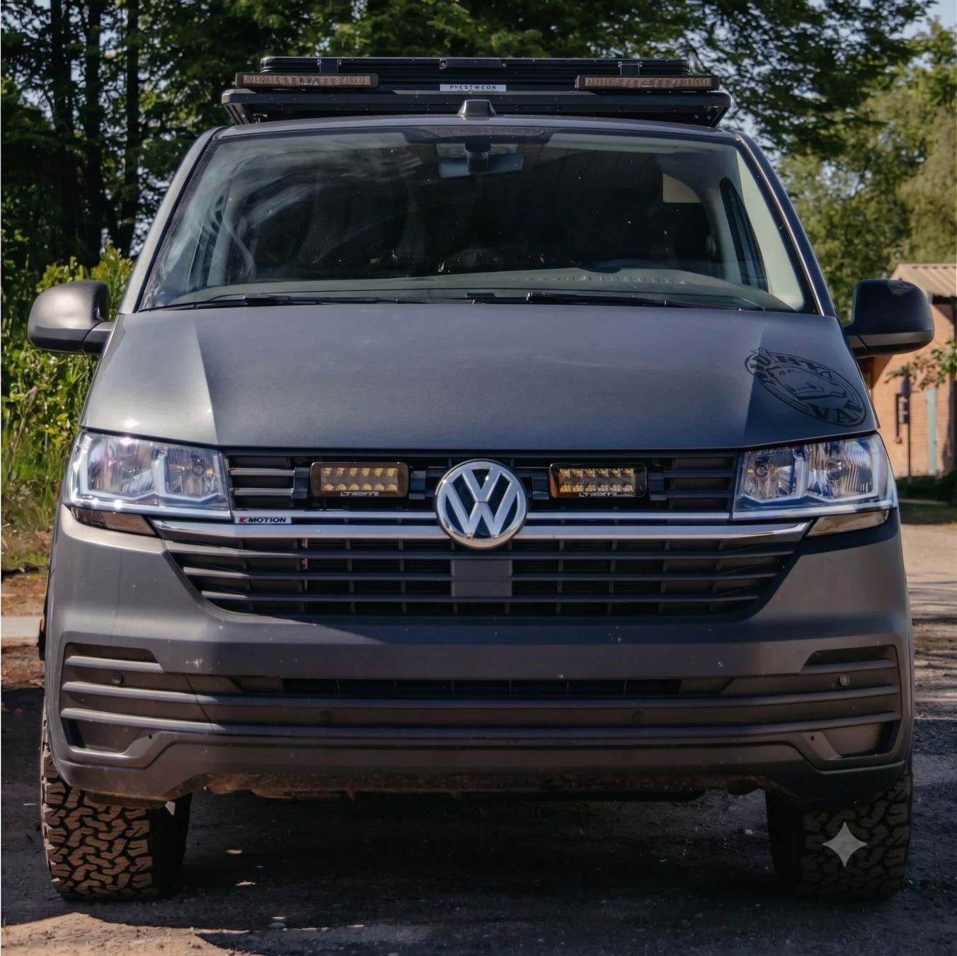 VW Fari: VW T6.1 Integrationkit Zusatzscheinwerfer Kühlergrill – Nuovo e nell'imballaggio originale da Full-Reuenthal venduto da halle46 1