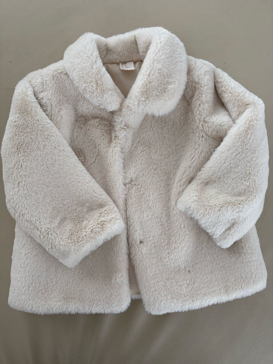 H&M Jacken & Mäntel: Mädchen Mantel in Grösse 98 – Gebraucht aus Flawil von SMG13