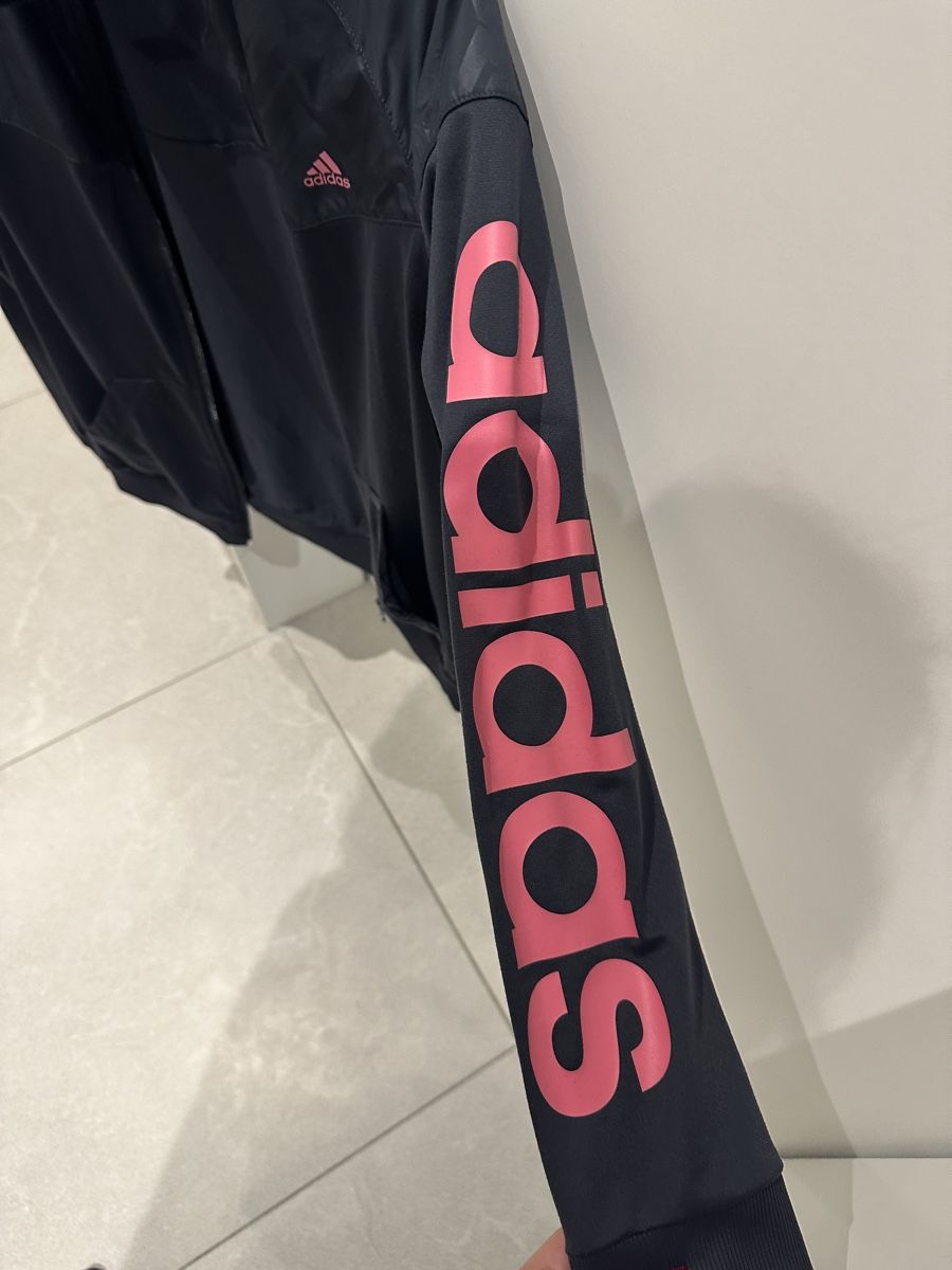 Adidas Vestes: Adidas Jacke Gr. S, neuwertig – Neuf (Voir description) à Ottenbach par Irinaberther 3