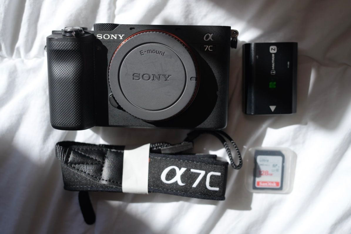 Sony Appareil photo: Sony A7C – D'occasion à Thônex par adr_hn2x