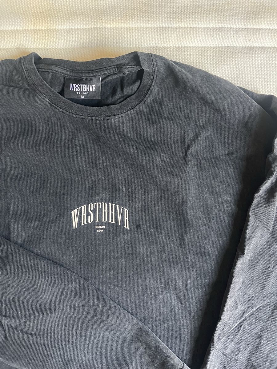 T-Shirts: WRSTBHVR longsleeve – Gebraucht aus Luzern von janine_l 1