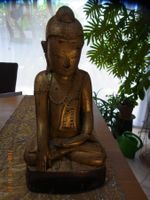 Buddha Figur sehr  antik Holz vergoldet guter Zustand