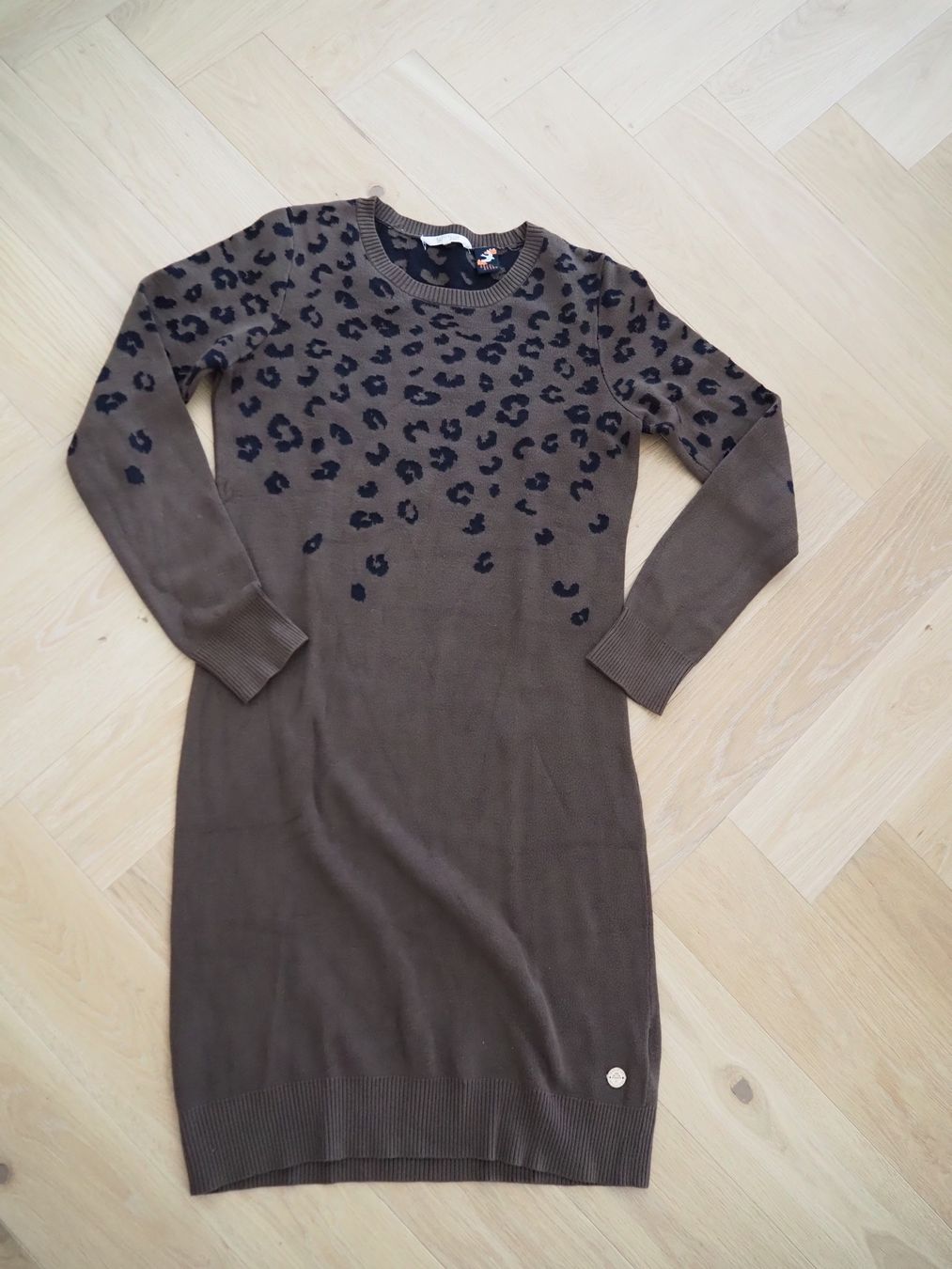 Kleider: Leo-Dress Gr. M – Gebraucht aus Zürich von snowow