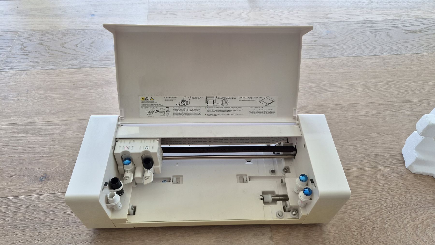 Silhouette Kit bricolage: Silhouette Curio Schneideplotter – Usato da Hochdorf venduto da Wing01 4
