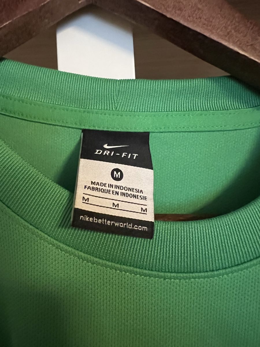 Nike Maillots de corps & Pantalons: FCZ Trikot – D'occasion à Schwerzenbach par j1625 3